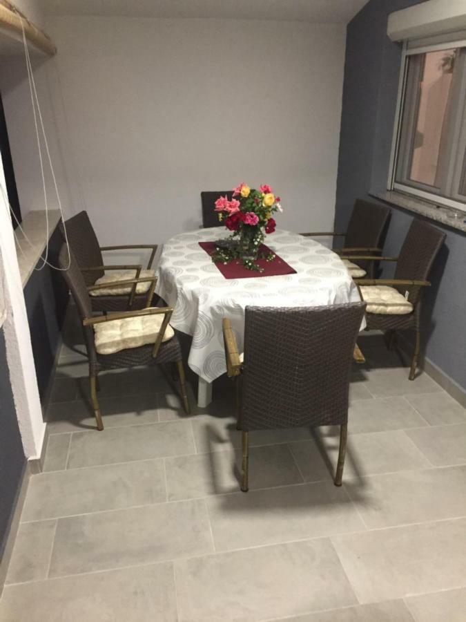 Apartment Roko Vir Bagian luar foto